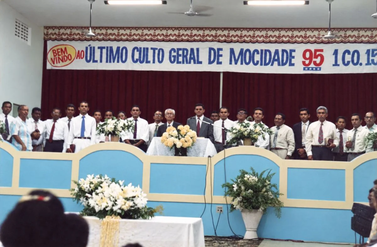 Último Culto Geral de Mocidade de 1995, no Templo Central (hoje anexo).
